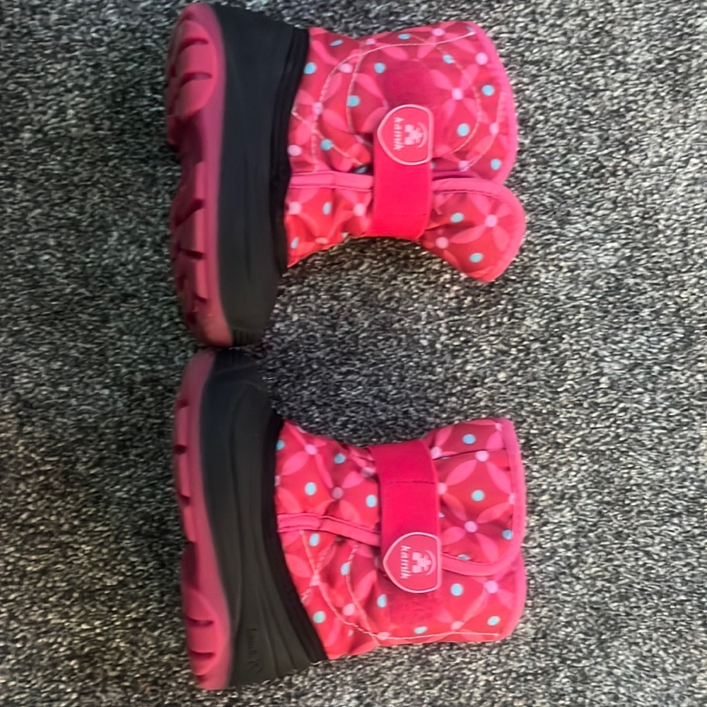 Kamik pink toddler snow boots